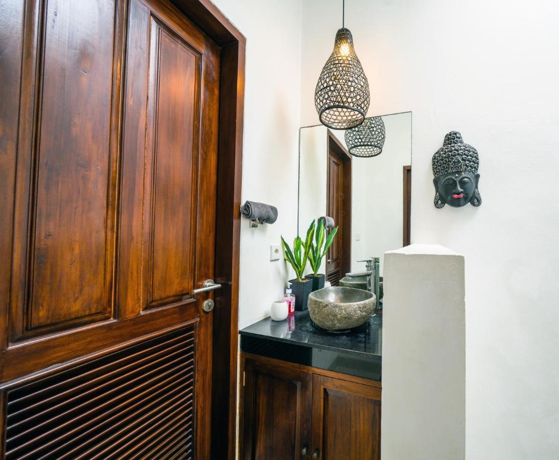 Oasis 66 Villa - Heart Of Legian/Seminyak - Double Six Екстериор снимка